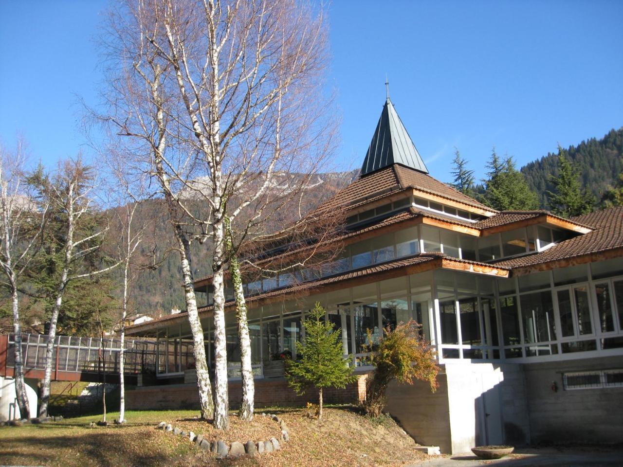 Stalut Das Puestines Arta Terme Exterior photo